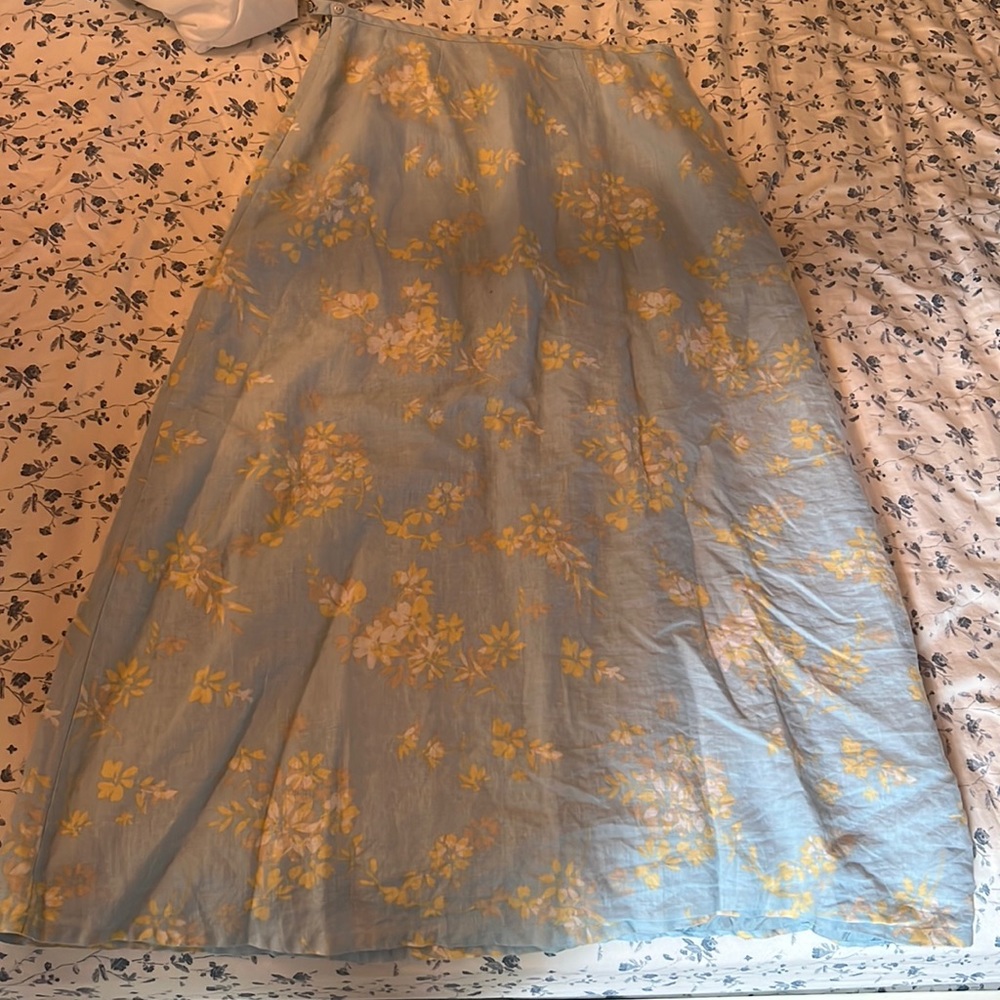 gorgeous relativity floral skirt